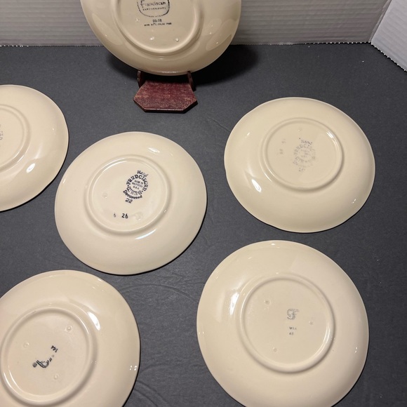 6 Franciscan ware apple pattern vintage saucers - Picture 5 of 8